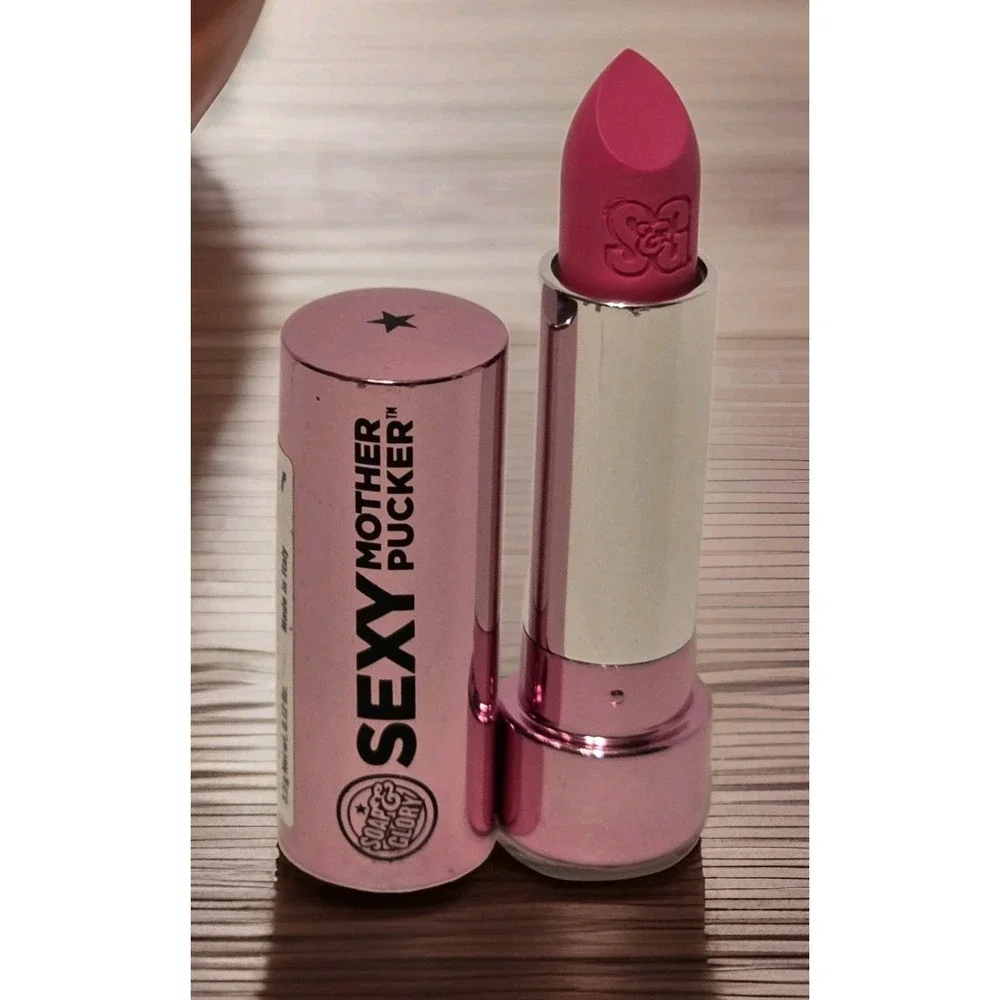 Soap & Glory Sexy Mother Pucker‎ Matte Lipstick in 